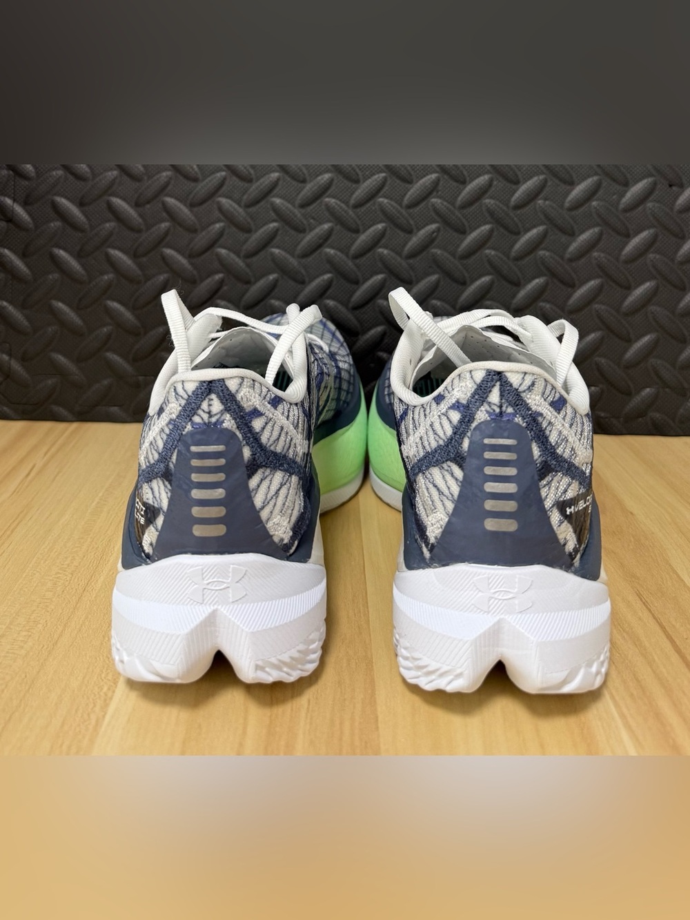 Under Armour Velociti Elite White Blue Running Shoes 3027205-101 Mens Size 9.5 - Picture 4 of 5